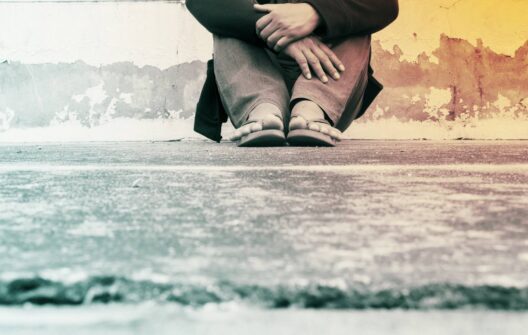 بیکاری ارادی، استراتژی عقلانی جوانان برای کسب ثروت