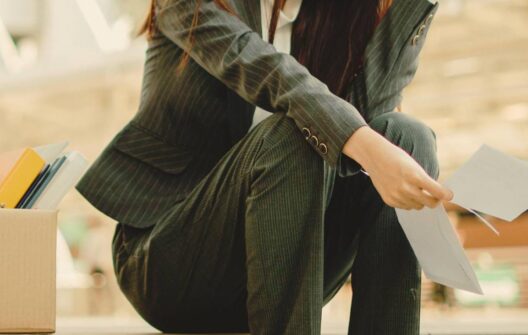 تبعیض متقاطع زنان شهری